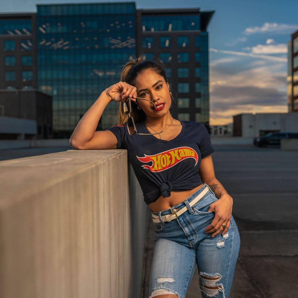 Women's Hot Mama V-Neck - Midnight Navy